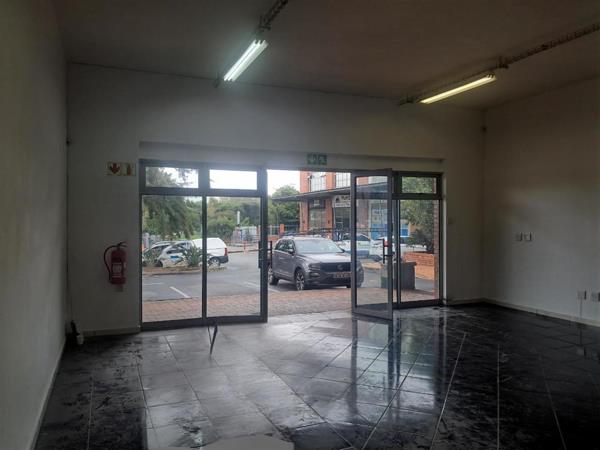 112  m² Retail Space