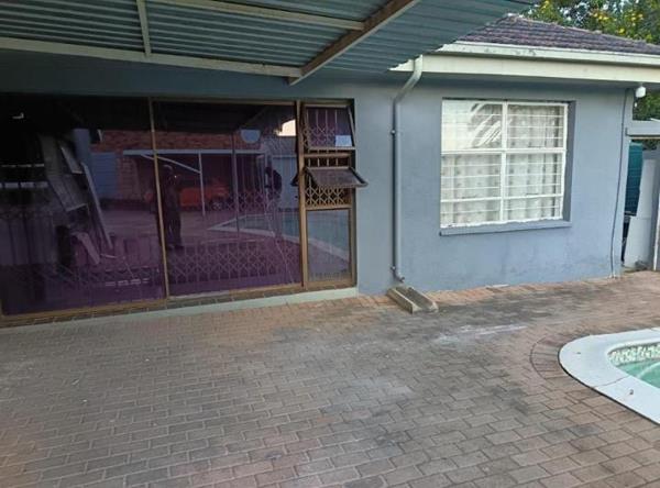 1 Bedroom Garden Cottage