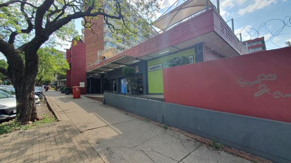 58  m² Commercial space