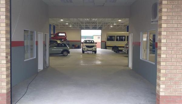 624  m² Industrial space