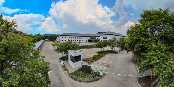 600  m² Commercial space