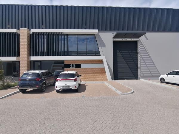 440  m² Industrial space