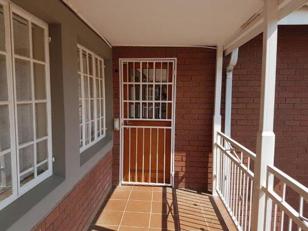 100  m² Commercial space