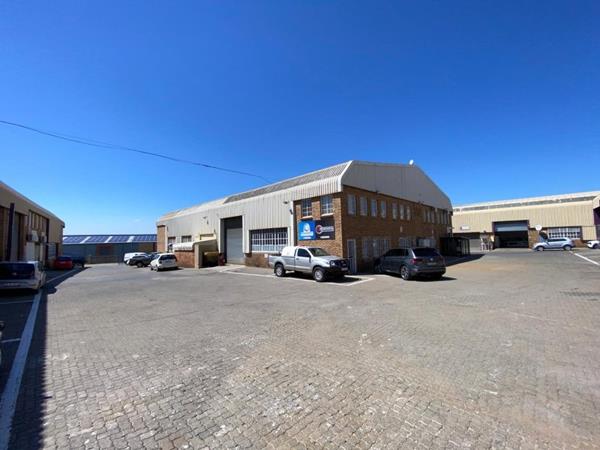 255  m² Industrial space