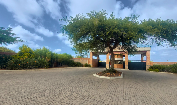 1 324 m² Land