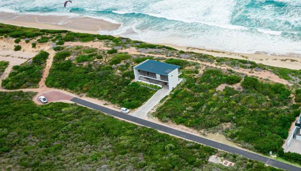 1 447 m² Land