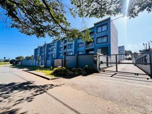 Apartment in Athlone Park