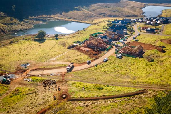 447 m² Land