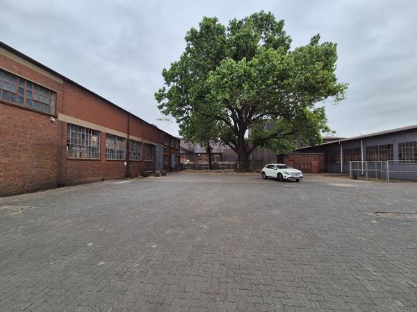 3 230  m² Industrial space