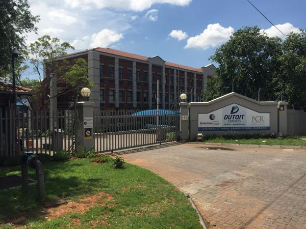 750  m² Commercial space