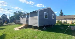 Garden Cottage in East Lynne