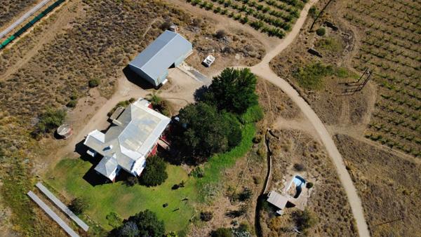 370 ha Farm