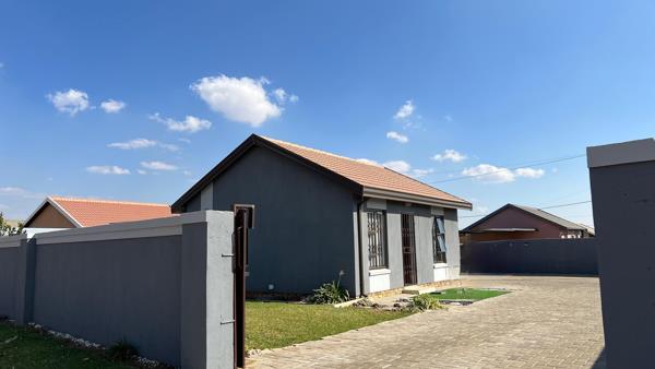 2 Bedroom House