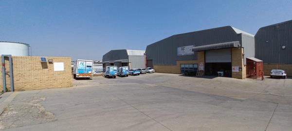 1 695 m² Industrial space