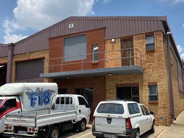 322  m² Industrial space