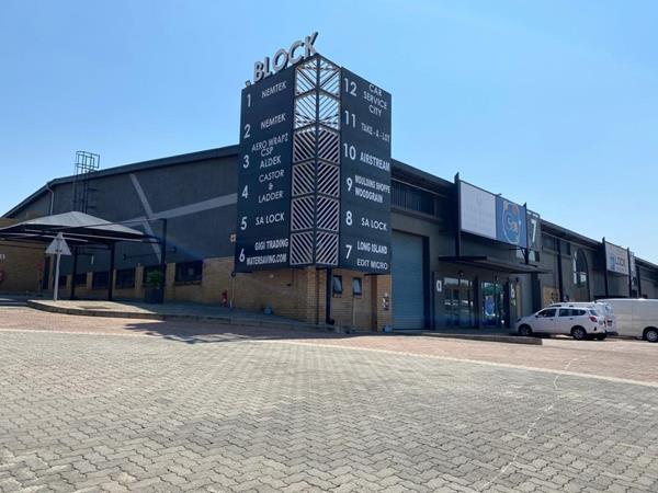 337  m² Industrial space