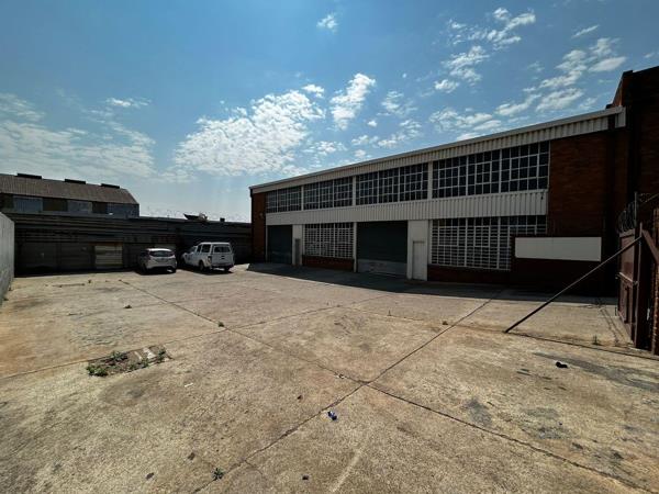 570  m² Industrial space