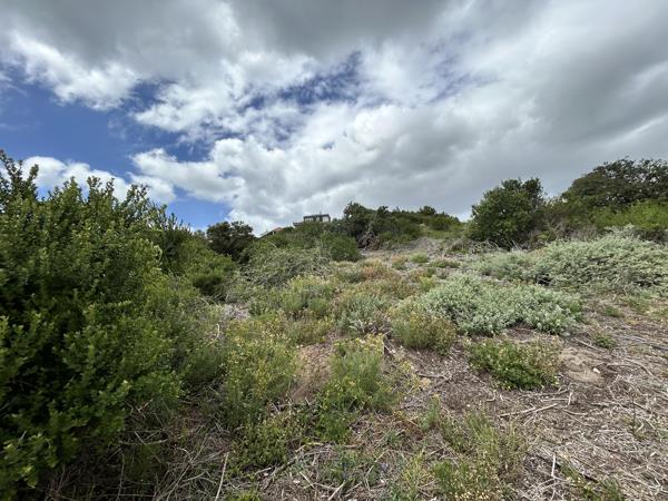 725 m² Land