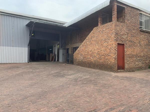 3 058  m² Industrial space