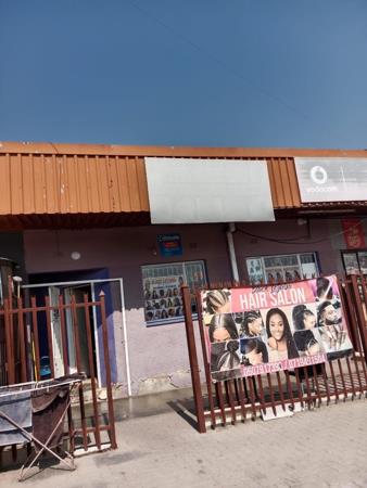 455  m² Retail Space