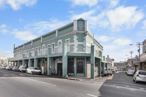 158  m² Commercial space