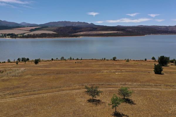 500 m² Land