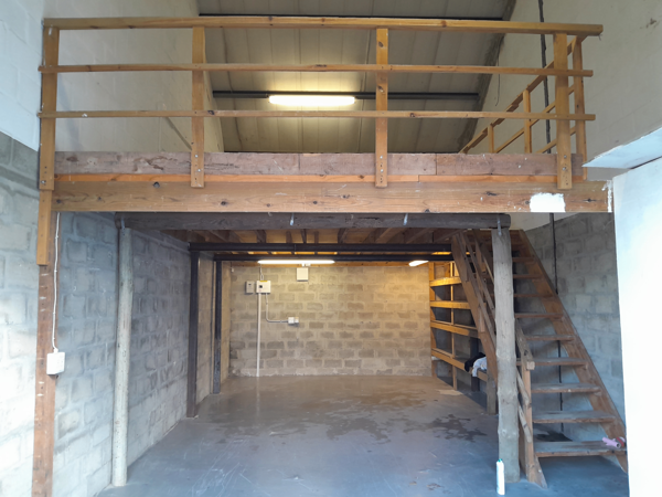 110  m² Industrial space