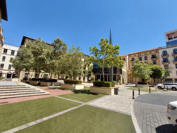 124  m² Commercial space