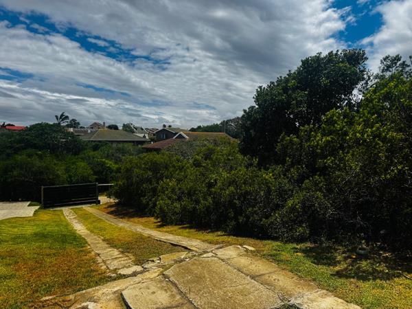 637 m² Land