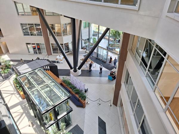 888.3 m² Commercial space