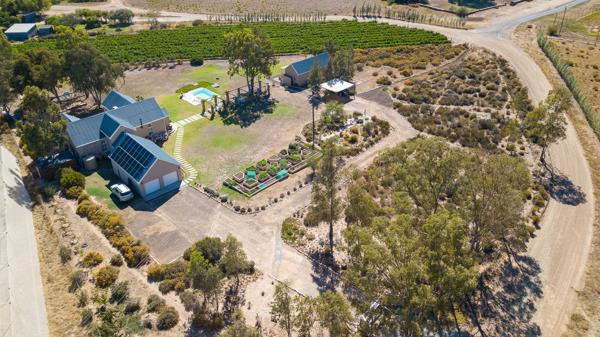 8 130 m² Smallholding