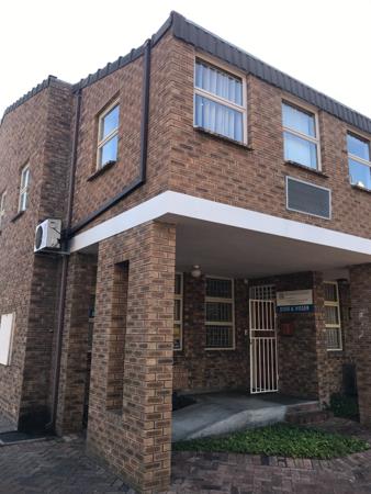 198  m² Office Space