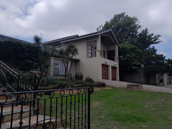 5 Bedroom House