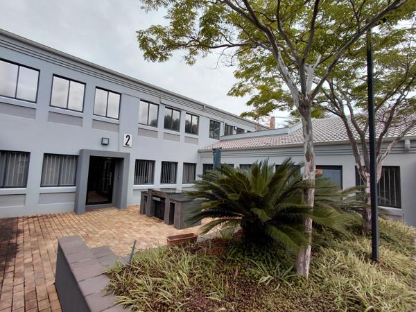 90  m² Commercial space