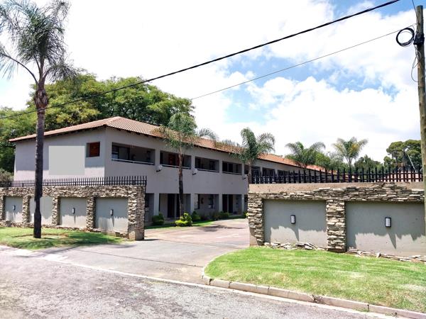 2 000  m² Commercial space