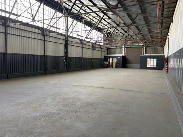 355  m² Industrial space