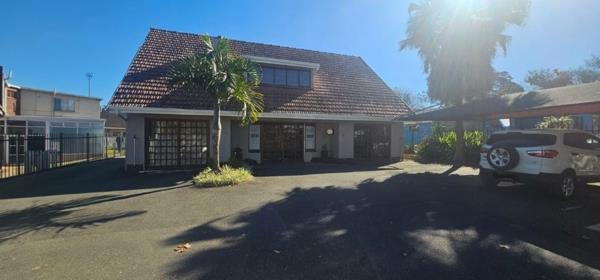 300 m² Commercial space