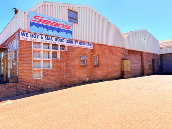 1 500  m² Industrial space