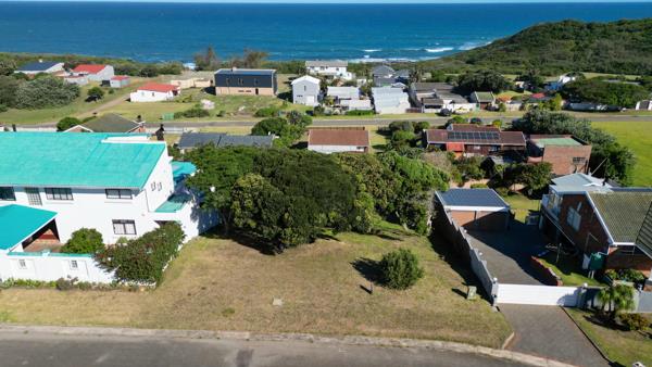 867 m² Land
