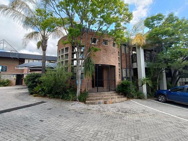 240  m² Commercial space