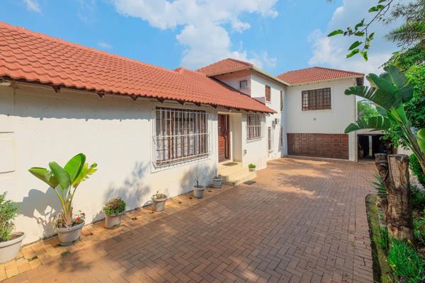 8 Bedroom House