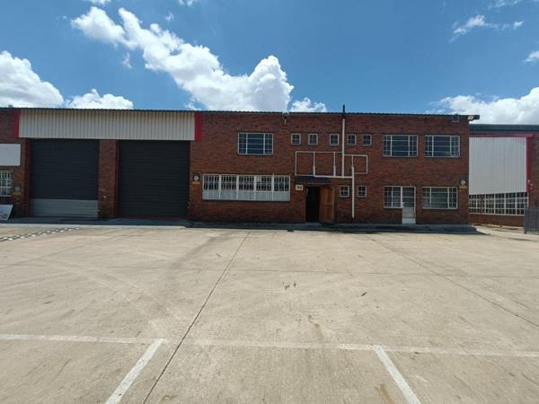 710  m² Industrial space