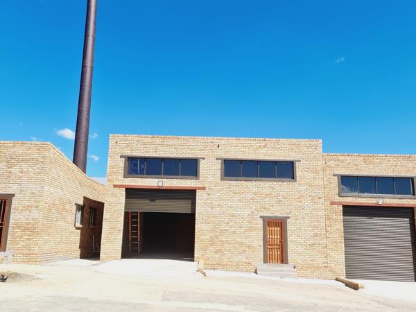 275  m² Commercial space