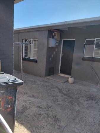 1 Bedroom Garden Cottage