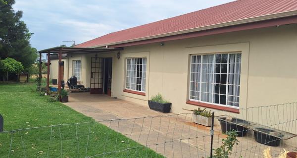 5.3 ha Smallholding