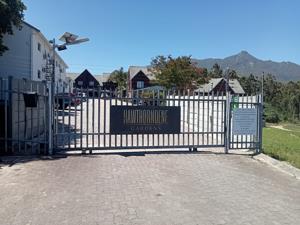 Apartment in Heatherlands