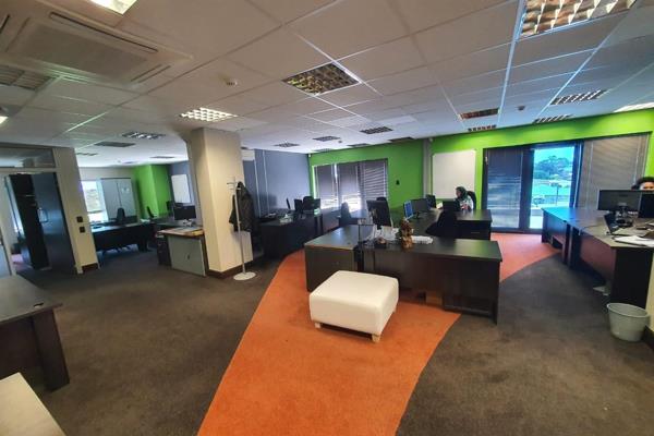 680  m² Office Space