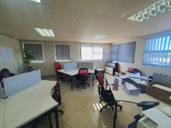 401  m² Office Space