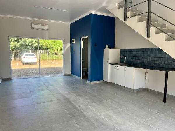 83  m² Commercial space