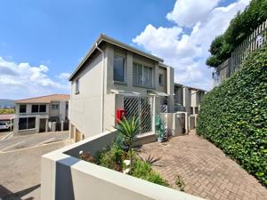 Townhouse in Bedford Gardens